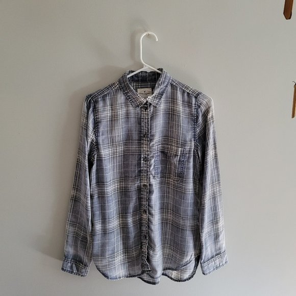 American Eagle Womans Grey Plaid Button Down Shirt, Size Small - Picture 1 of 5